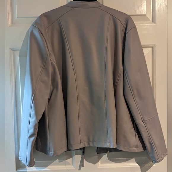 NWOT EAST ADELINE Faux Leather Grey Jacket Size 2X - Picture 7 of 10
